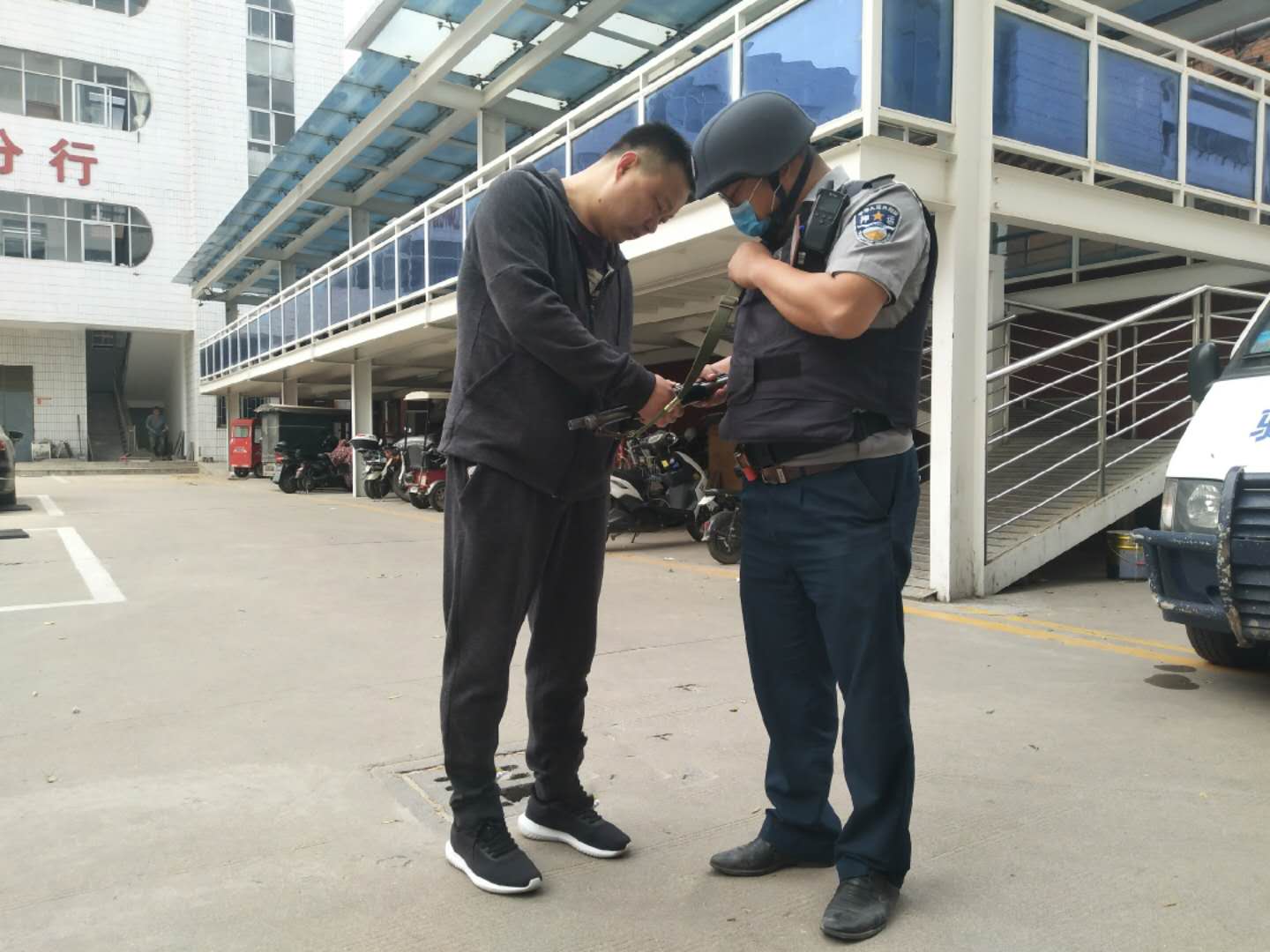 1589015946117746.jpg 1589015946117746.jpg