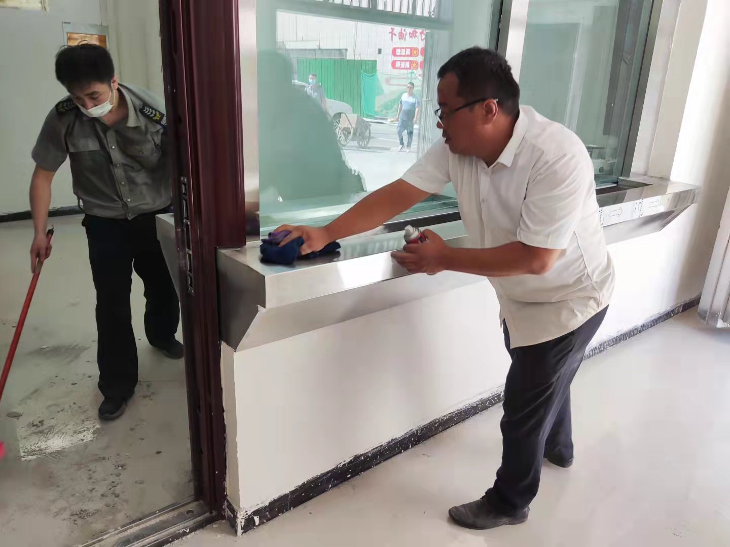 1632473933518720.jpg 1632473933518720.jpg