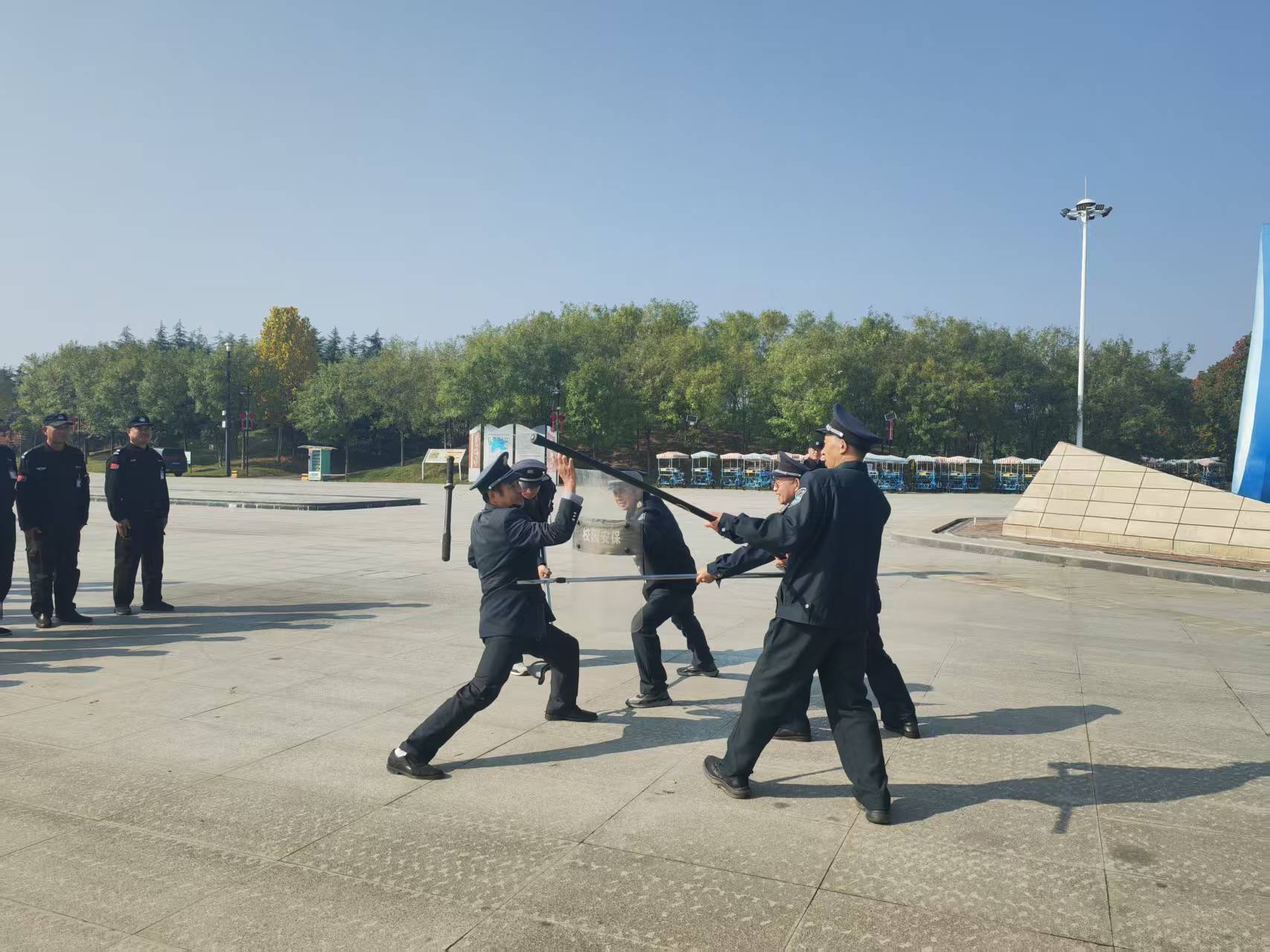 1762759652480216.jpg 1762759652480216.jpg